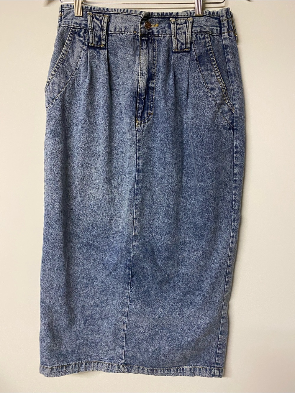Cherokee Vintage Light Blue Denim Pencil Midi Skirt Acid Wash look